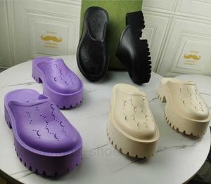 Designer ggity Sandals Slide Perforated Luxury PlatformHollow Pattern Transparent Materials Slippers Sandal Rubber Flats Slipper