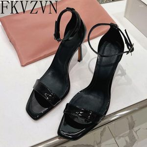 Sandaler One Belt Patent Leather Peep Toe Shoes Woman High Heels Gladiator Stiletto Fashion Black Sandalias Sexy Zapatos Mujer