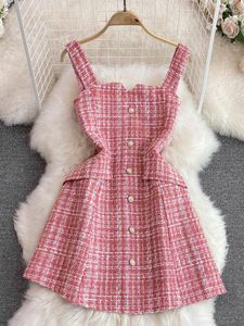 Sıradan elbiseler Sonbahar kış tatlı pembe/siyah kısa tüvit kadınlar vintage tek göğüslü kolsuz ince mini tank elbise Kore moda