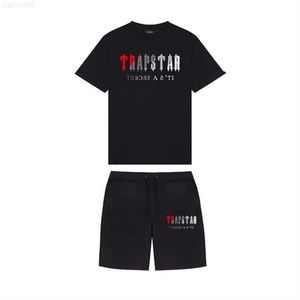 Männer T-Shirts 2023 Neue Sommer TRAPSTAR Gedruckt Baumwolle T-shirt Männer Strand Shorts Sets Streetwear Trainingsanzug herren Sportswear Z0221