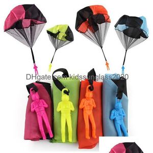 Novelty Games Hand Parachute Kids Throwing Toy Mini Soldier Children Outdoor Play Sports Toys Drop Delivery Gifts Gag D Dhev2