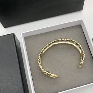 Braceletas de oro Pulseras de brazalete de brazalete chapadas para suministro vintage superior de joyer￭a de pareja
