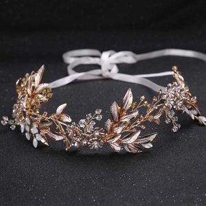 Tiaras szampan stop kwiatowe opaski na głowę Rhinestone Hair Homan Princess Wedding Hairbands Fryzjerskie opaski do włosów Akcesoria włosów Tiara Z0220