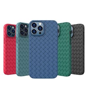 Luxo trançado caso de telefone macio para novo iphone 15 14 14pro max 13 12 11 pro xr xs x se 8 7 plus simples grade tecelagem silicone capa traseira