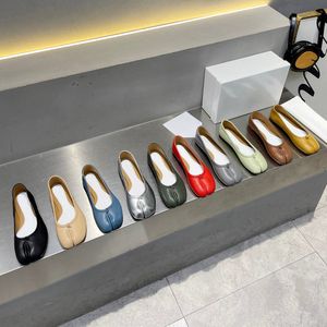 New Fashion Fashion Женская дизайнерская одиночная обувь Flat Shoes Class Masdal Casual Fomen Syster Thote Daily Professional Wear обеспечивает расслабленный стиль с оригинальной коробкой