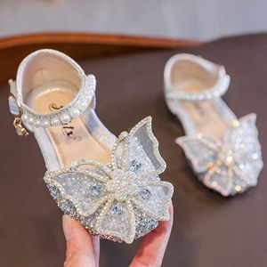 Sandals Summer Kids Sandals Shoes For Girls Glitter Butterfly Knot Dress Banquet Party Children Flat Shoes Princess Single Shoes CSH1236 R230220