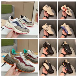 Classic women thick soles casual shoes men retro logo sneakers beige canvas leather bee thick soles black and white lovers color matching fashion printed jelly soles