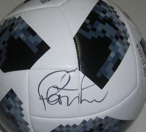 Coutinho Suarez Autograferad signerad signatur Auto Collectible Memorabilia 2018 World Cup Soccer Ball