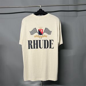 2023 Rhude T -shirt Mens Designer Shirt Classic F1Beach Mysigt m￶nster Tryckt T -shirt med rund hals och korta ￤rmar f￶r m￤n och kvinnor
