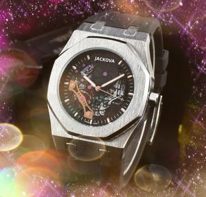 Fashionabla lyxiga m￤n Quarz Chronograph Watch 42mm Automatisk tidsklocka Rummi rostfritt st￥l Band Popul￤ra ￤dla aff￤rer Casual Watches Relogio Masculino