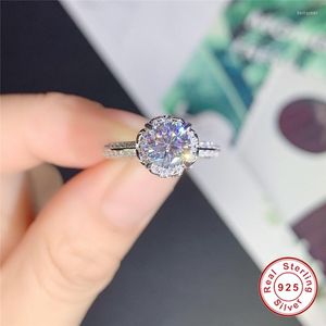 Cluster Rings Geoki Luxury 925 Sterling Silver passerade Diamond Test 1 CT Perfect Cut D Color VVS1 Moissanite Wish Come True Bud Ring för