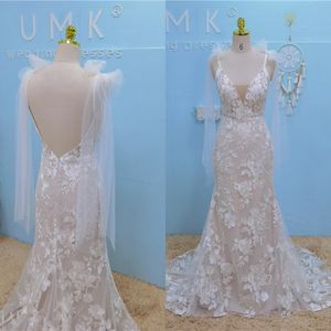 Abiti da festa UMK Abito da sposa a sirena sexy in pizzo con scollo a V senza schienale Tulle con fiocchi Chic Abiti da sposa con paillettes Boemia 230221