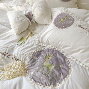 Bedding Sets Milk Baby Fleece Embroidery Four-Piece Of Bed Skirt Quilt Cover 1.5/1.8 M Comforter Set