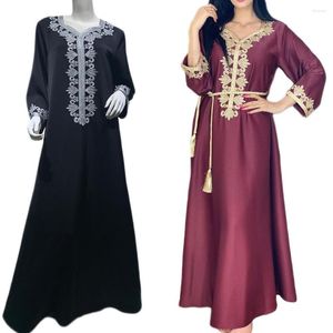 Roupas étnicas dubai mulheres muçulmanas abayas ramadã Islâmico vestido kaftan árabe do leste de bordado de bordado marroquino eid mubarak moda