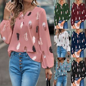 Kvinnors höst och vinter Ny sexig V-Neck Feather Print Top Fashion Long Sleeve Loose Plus Size Pullover Elegant T-shirt 2302164