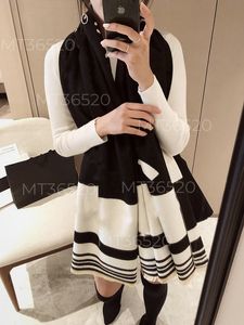 Moda Inverno Novo Cachecol Feminino Cartas Impressas Pashmina Cashmere Cachecóis Xales Senhora Wraps Quente Estoque Fêmea Bufanda