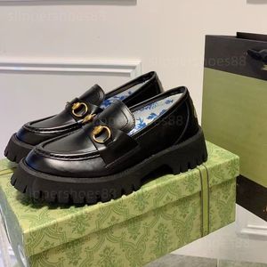 Chunky Slaafers Lug Sole Loafer Moccasin Schuhe Frauen Designer -Ladungsstoffe mit Biene Stickerei schwarzer Lederrutsch auf bequeme Loafer Mules Slipper Sandale Schuh