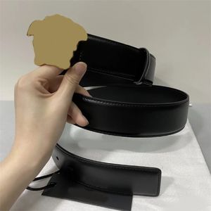 Unisex cowhide leather belt for mens designer cintura waist adjustable size 5 holes multicolor trendy delicate large buckle plated gold soft womens luxury belt