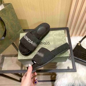 Slippers Soft Home Couple Summer Indoor Skid Proof Bathroom Sandals Hotel Solid Color Women Men Flip Flops Flat Shoes T2302213