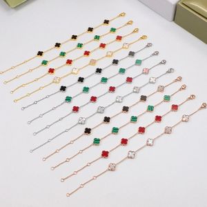 Luxury Clover Designer Bracelet Chain 18K Gold Bracelets Charm 4 Leaf Clovers Bracelets Shining Crystal Diamond Party Jewelry