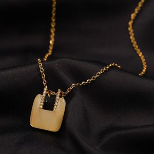 Nie verblassen Luxusmarken -Designer -Anhänger Halsketten Kristall CZ Diamant plattiert Edelstahl Buchstabe Halskette Halskette Kettenzubehör Zubehör Geschenke