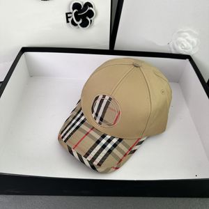 Man Ball Caps for Women Designer Pjtucker Luxury Casual London Wide Brim of Hat Lattice Plaid Cap