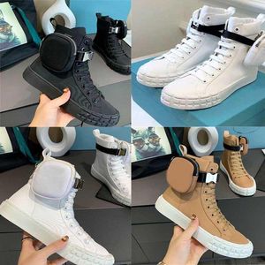 Med Box Prad Designers Shoes High Top Wheel Renynylon Sneakers Men Women Platform Shoe Combat Flat Trainers White Black With Bag Boot Lac HI