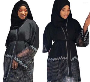 Etnisk klädstil Klassisk design Afrikanska kvinnor Dashiki Abaya Fashion Drill Chiffon Tyg Stretch med halsduk Lång klänning