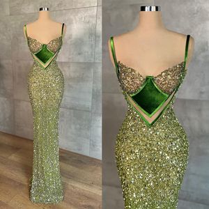 Elegant Evening Dress Sexy Spaghetti Straps Crystal Beading Sleeveless Mermaid Prom Dresses Special Occasion Robe Gowns