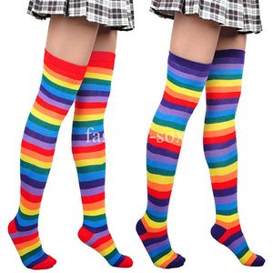 Skarpetki 5PC Skarpetki Cosiers Compression Kobiety Długie pończochy w paski na ubo śliczne kawaii bawełniane dzianiny nad kolanami wysokie skarpetki wysokie podgrzewacze nogi skarpet Z0221