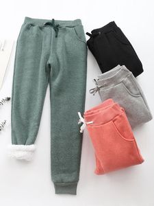 Women's Pants Capris SVOKOR Warm Velvet Winter Pants Women Cashmere Thick Casual Cotton Trousers Sports Straight-Leg Cold-Resistant Harem Pants 230222