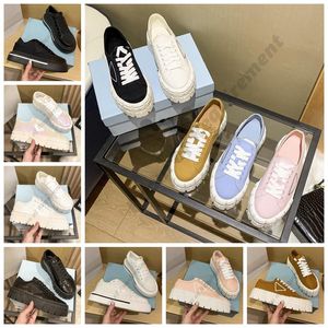 Med Box Prad Double Wheel Casual Shoes Nylon Gabardine Sneaker osynlig inre höjning med Box 2022S Triangle Platform Low Canvas Design QJ 6610 5476