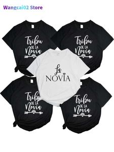 女性のTシャツの女性La Novia Spain Inscriptionsチーム花嫁フェムウェディングシャワーTシャツ女の子Bachelorette Hen Party Tシャツ022223H