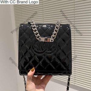 CC sacos de noite francês preto couro envernizado sacos de noite carta bordado diamante padrão acolchoado designer bolsas prata metal hardware aba sacoche multi po