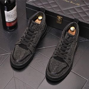 Lyxdesigner guld silver strass tjocka botten skor f￶r m￤n l￤genheter punk rock prom loafers promenader sneakers d2a20