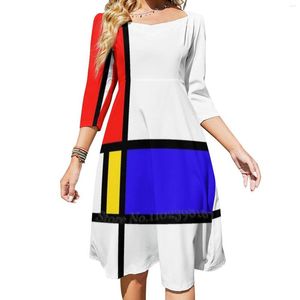 Abiti casual Ispirati a Mondrian Edificio astratto Abito svasato con nodo a cuore Design alla moda Grandi dimensioni Sciolto