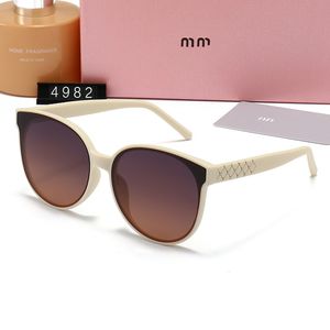 Designerskie okulary przeciwsłoneczne dla kobiet mężczyzn Retro okulary polaryzacyjne odcienie na zewnątrz PC rama moda klasyczne damskie okulary przeciwsłoneczne lusterka 5 kolorów z pudełkiem MM4982