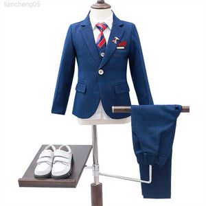 Kleidungssets Formelle Hosenanzüge für Kinder Kinder Blazer Weste Hemden Hosen Blumenjunge Party Geburtstag Hochzeitsanzüge Kommen Jungen 2023 Outfits W0222