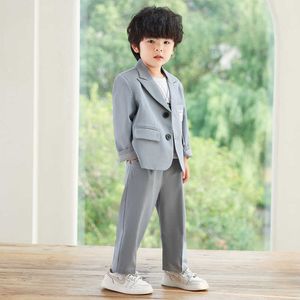 Set di abbigliamento Set di abiti casual da ragazzo Primavera Autunno Bambini coreani Pantaloni blazer beige 2 pezzi Vestiti Organizzatore di feste di compleanno per bambini Vieni