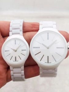 Ruch Designer Watches kwarcowy kalendarz luksusowa wysokiej jakości na rękę 40 mm dla kobiet 30 mm na czarno -białą ceramikę burzyków motyli Montre