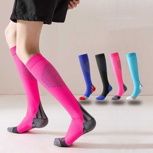 5 st strumpor Hosiery Net Red New Honeycomb Calf Jump Compression Socks Autumn and Winter New Long Tube Ski Climbing Socks Men and Women Handing Socks Z0221