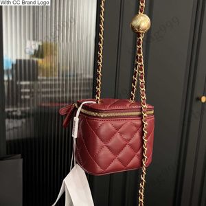 CC omuz çantaları kadın kuzu derisi ruj omuz çantaları fırça altın top ayarlama kapitone donanım zinciri crossbody vanity tasarımcısı lüks trend el çantaları cos