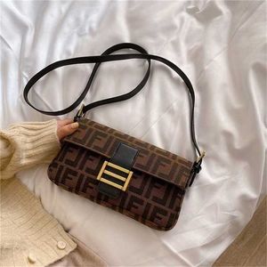 Outlet di liquidazione Borse a mano online Borse a mano in autunno e stampate da donna in stile straniero portatile semplice singolo Messenger Small Square vendite