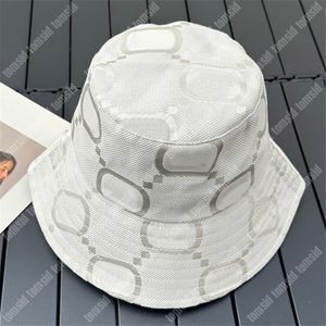 Stora bokst￤ver Womens Designer Bucket Hat For Men Luxury Wide Brim Hat Brand Fashion Flat Fanted Bucket Hat Sun Protection Street Cap