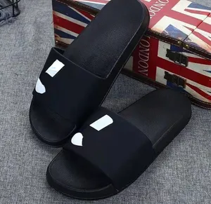 Wholesale Three-Dimensional Slippers hook Male and Female Large Size Indoor Home Outdoor Sandals Couple Seaside Night Market Supermarket