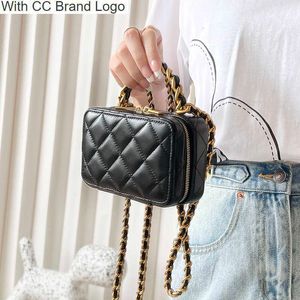 CC Cosmetic Bags الحالات الأصلية جودة مصممة فاخرة Women Cosmetic Bags Vanity with Chain Handbag Designer Cross Body Bag Withbox C103