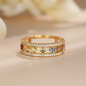 Bandringar Dainty Square Zircon Engagement Ring Vintage Female Rainbow Crystal Stone Ring Antique Gold Color Hollow Wedding Rings for Women G230213