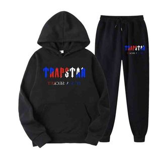 Tracksuits Trapstars 브랜드 인쇄 스포츠웨어 남성용 T 셔츠 16 색 따뜻한 두 조각 세트 느슨한 후드 셔츠 바지 조깅 220615