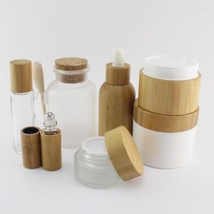 Lagringsflaskor 30 ml 50 ml bambu skal tom påfyllningsbar eterisk oljedroppflaska med pipetter kosmetisk burk 50pc