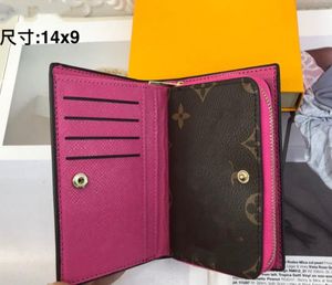 Classic fashion card bags for men and women can be packed with small leather pocket convenient